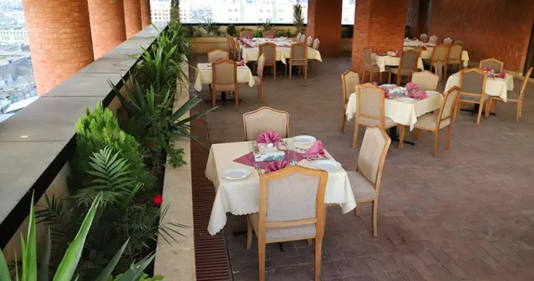 رستوران هتل فدک الزهرا مشهد