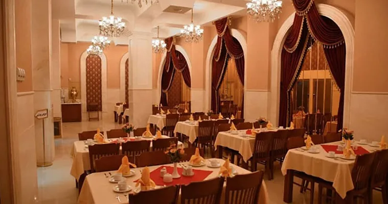 رستوران هتل بهبهان مشهد