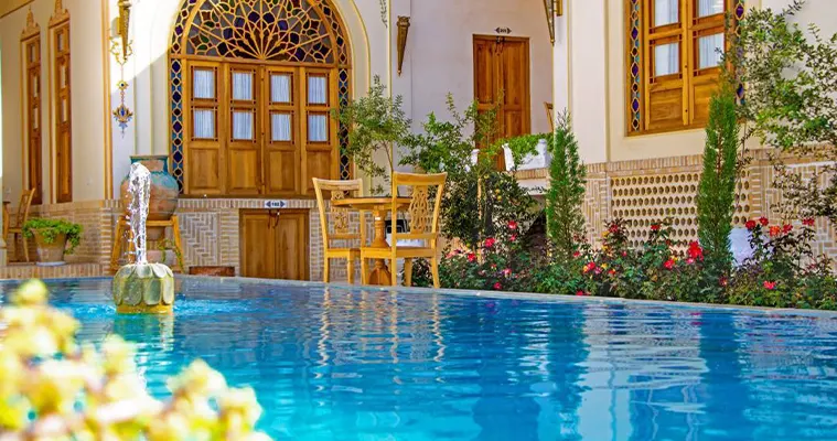 هتل یاسمین راهب کاشان