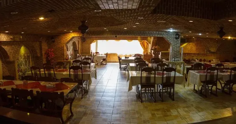 رستوران هتل آپارتمان جام جم شیراز