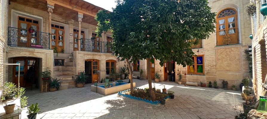 بوتیک هتل هشت گنج شیراز