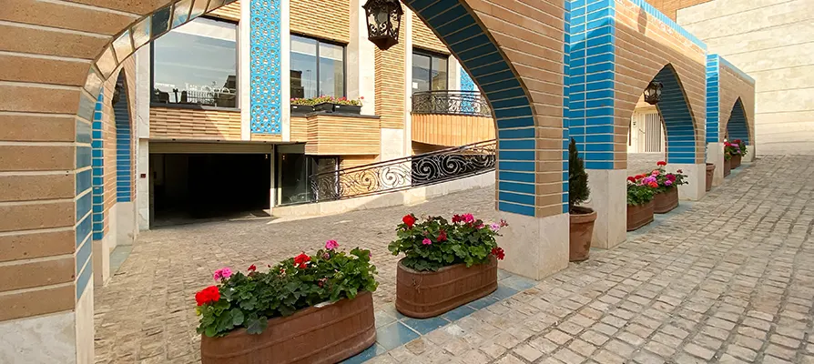 هتل آوات در اصفهان