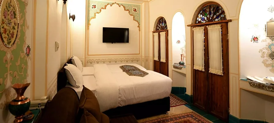 بوتیک هتل شیخ لطف الله اصفهان