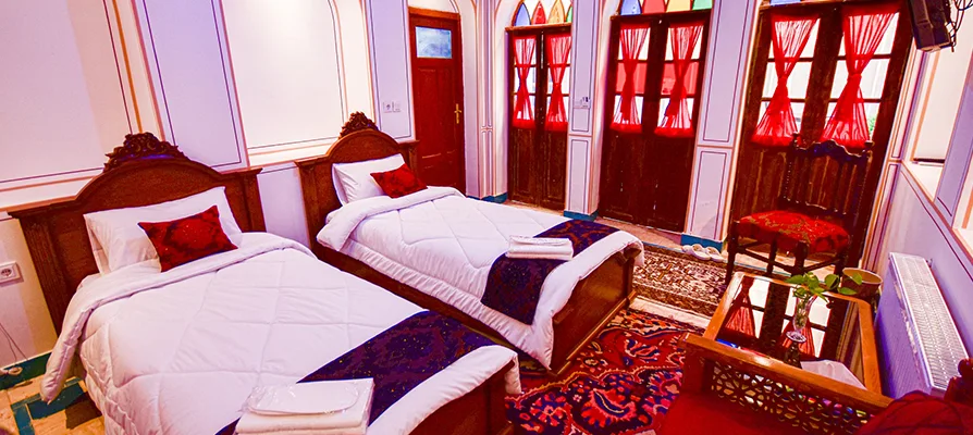 امکانات اقامتگاه سنتی یاس اصفهان
