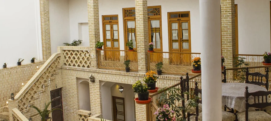 هتل سنتی خانه معمار در کاشان
