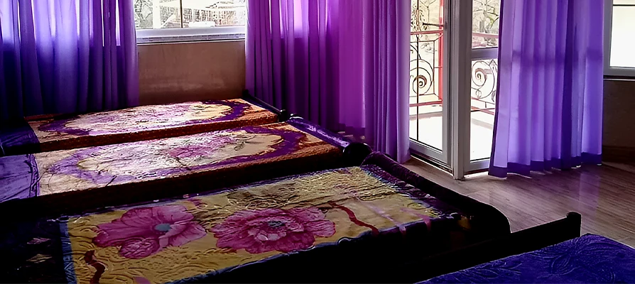 نمایی از اتاق های هتل سامان ماسال